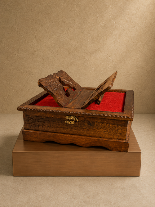 Hand-Carved Wooden Quran Box – Islamic Calligraphy